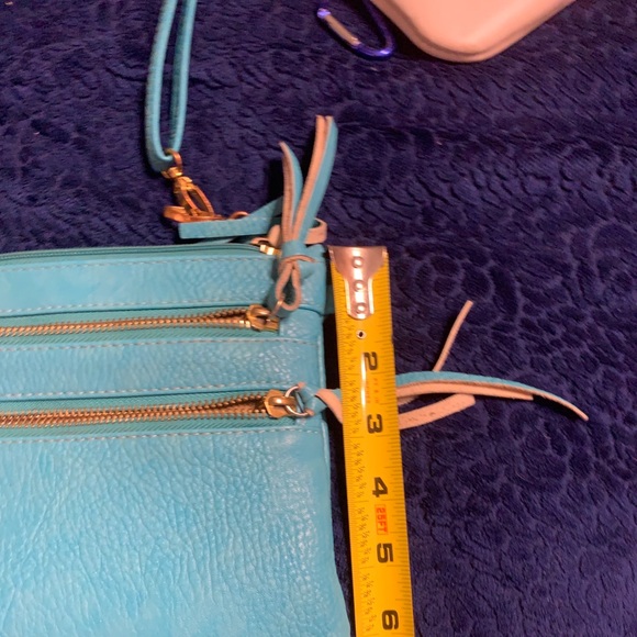 Small leather clutch - Picture 4 of 8